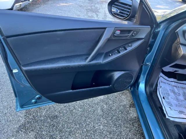 2011 Mazda Mazda3 i Sport