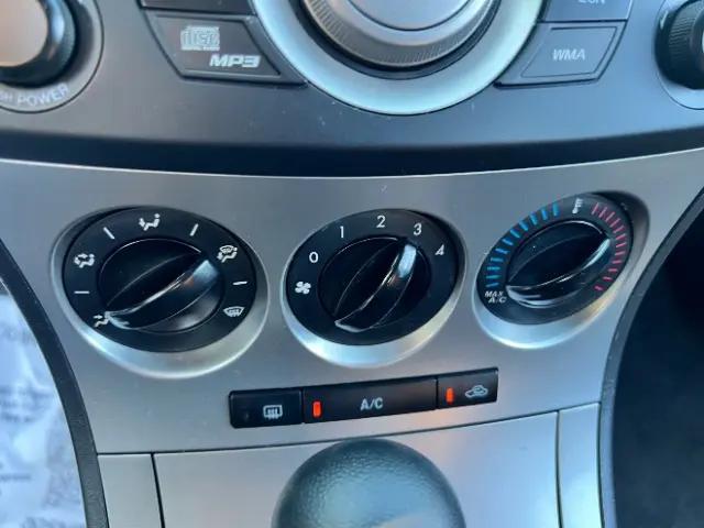 2011 Mazda Mazda3 i Sport