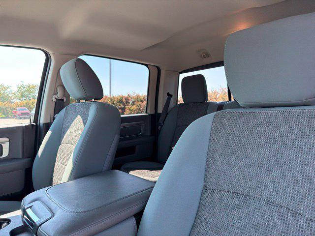 2017 Ram 1500 Big Horn Crew Cab 4x2 57 Box