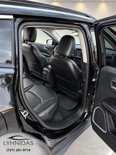 2020 Jeep Compass Limited FWD