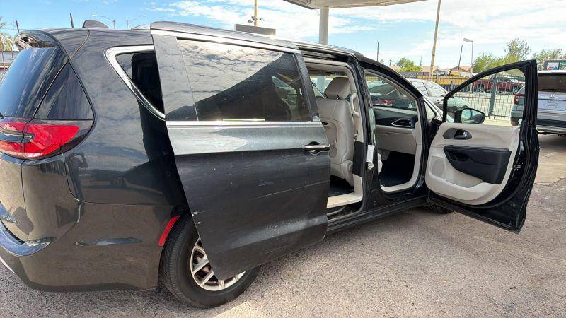 2021 Chrysler Pacifica Touring L