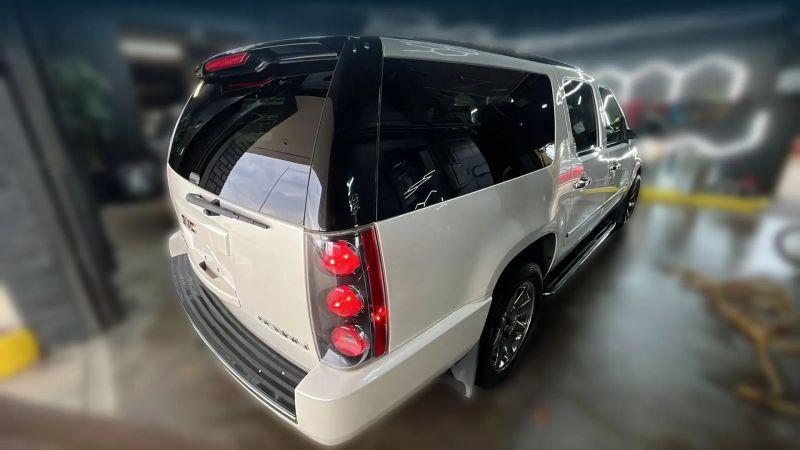 2011 GMC Yukon XL Denali
