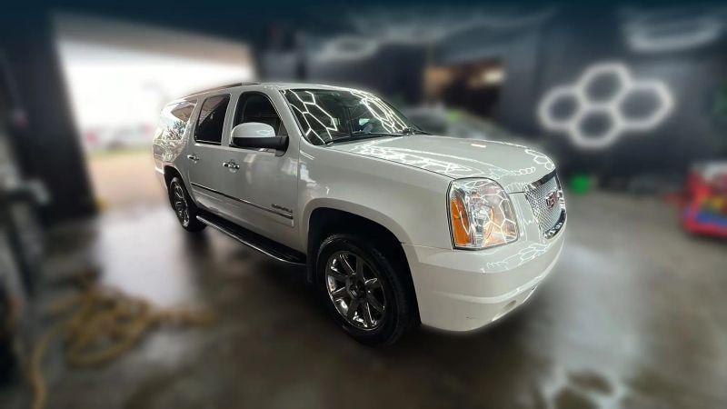 2011 GMC Yukon XL Denali