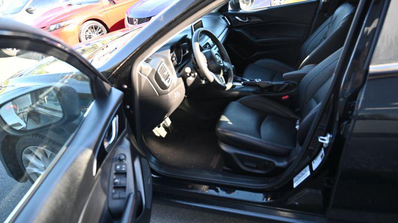 2014 Mazda Mazda3 s Grand Touring