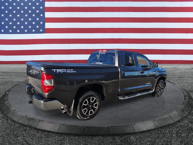 2017 Toyota Tundra SR5 5.7L V8 2017 Toyota Tundra SR5 5.7L V8