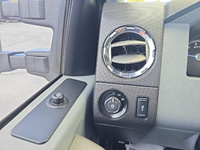 2016 Ford F-250 Unknown
