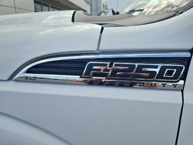 2016 Ford F-250 Unknown