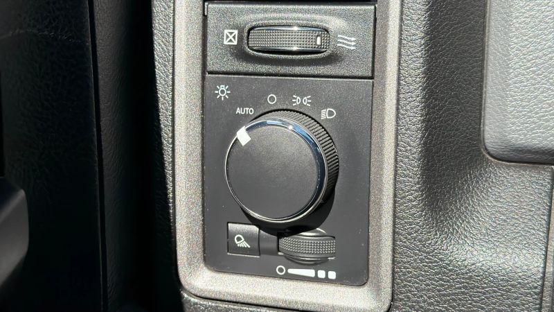 2017 Ram 1500 Tradesman Quad Cab 4x4 64 Box