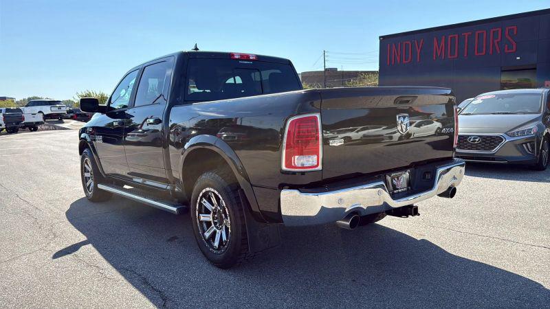2017 Ram 1500 Laramie Crew Cab 4x4 57 Box