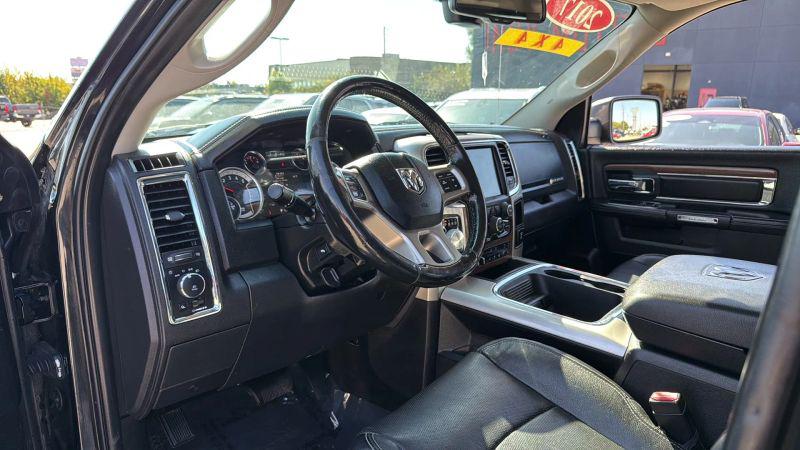 2017 Ram 1500 Laramie Crew Cab 4x4 57 Box