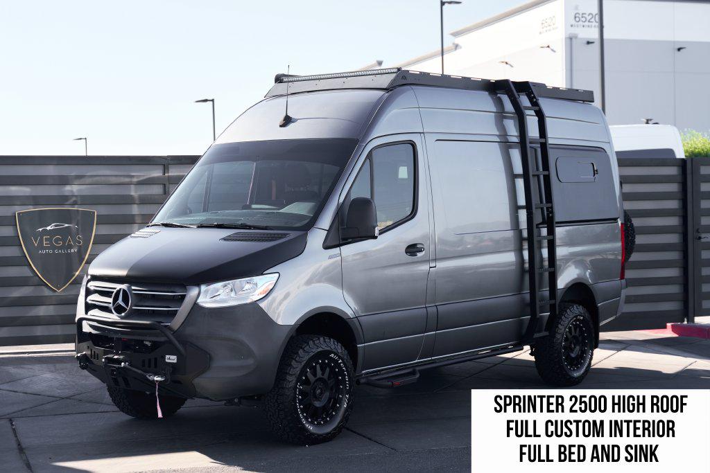 2021 Mercedes-Benz Sprinter Crew Van