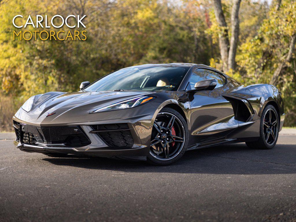 /2021 Chevrolet Corvette-Stingray