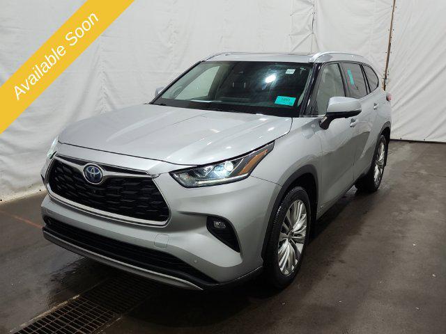 2023 Toyota Highlander Hybrid Platinum for sale in Michigan Center, MI
