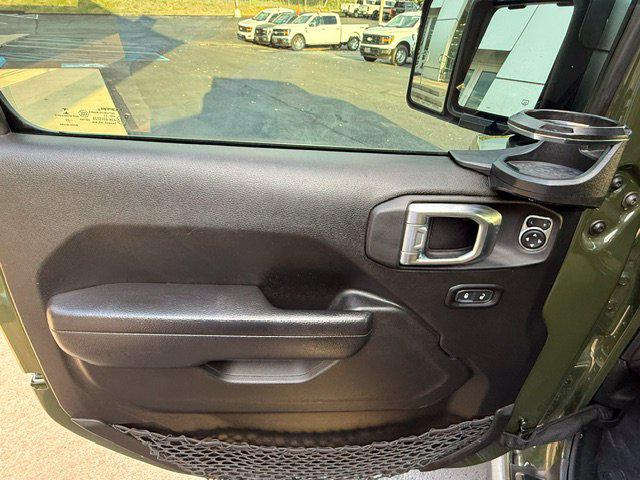 2022 Jeep Gladiator Sport