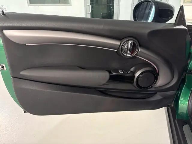 2022 MINI Hardtop Cooper
