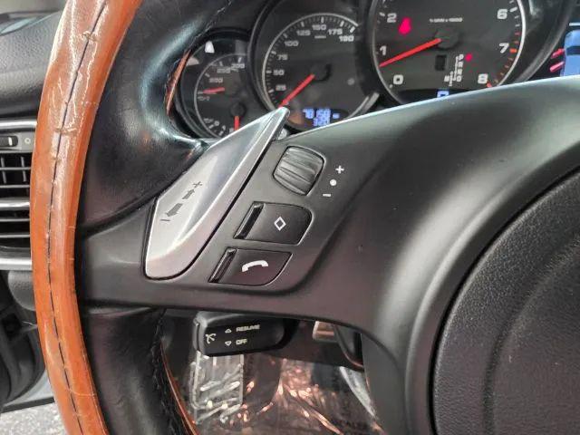 2015 Porsche Panamera 4