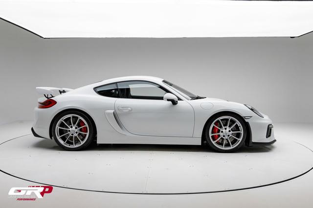 2016 Porsche Cayman GT4