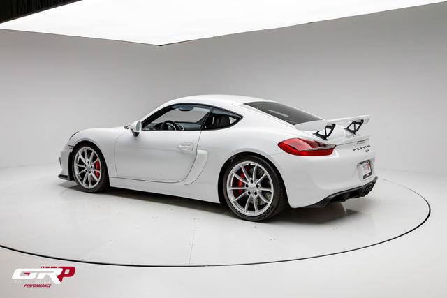 2016 Porsche Cayman GT4