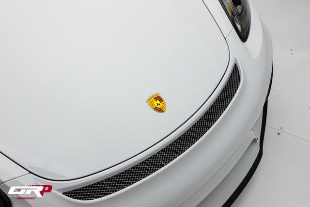 2016 Porsche Cayman GT4