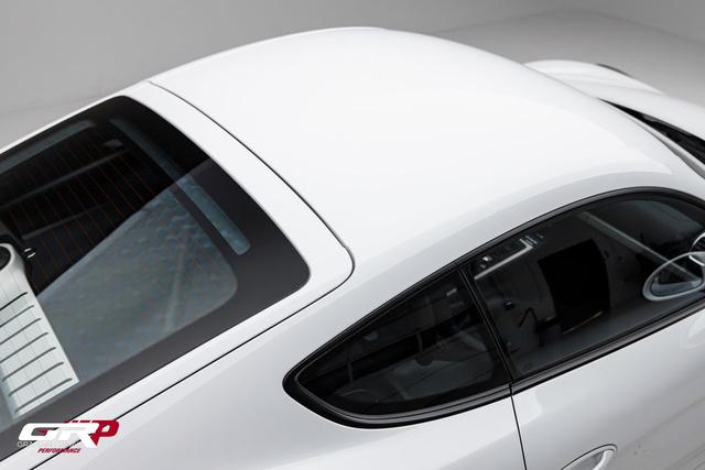 2016 Porsche Cayman GT4