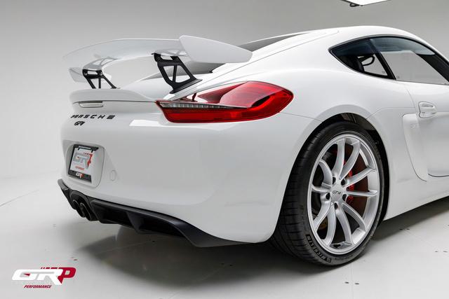 2016 Porsche Cayman GT4
