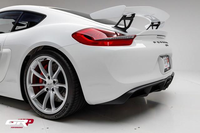 2016 Porsche Cayman GT4