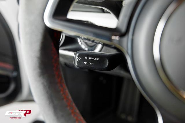 2016 Porsche Cayman GT4