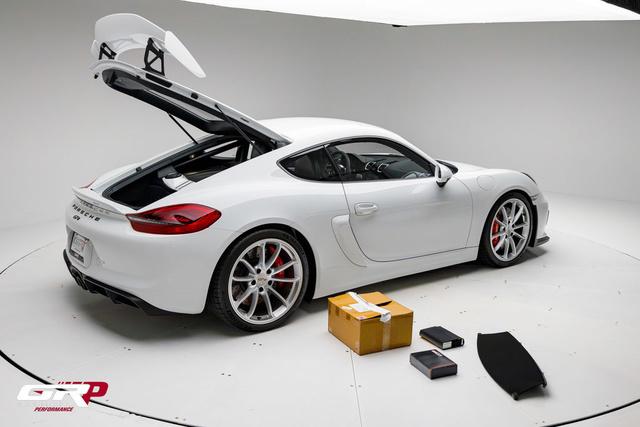 2016 Porsche Cayman GT4