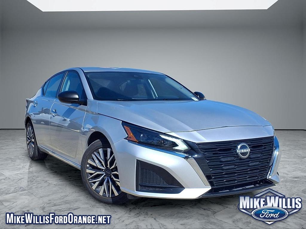  2025 Nissan Altima 2.5 SV FWD   
