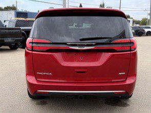 2027 Chrysler Pacifica Pinnacle