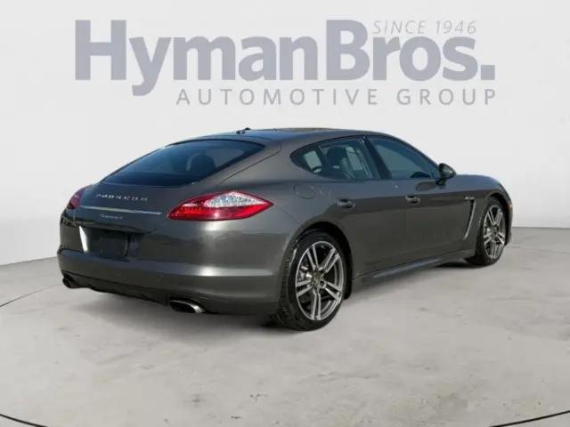 2013 Porsche Panamera 4