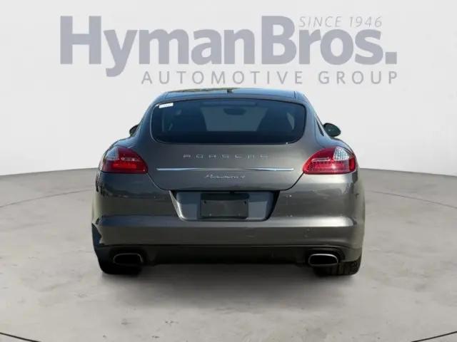 2013 Porsche Panamera 4