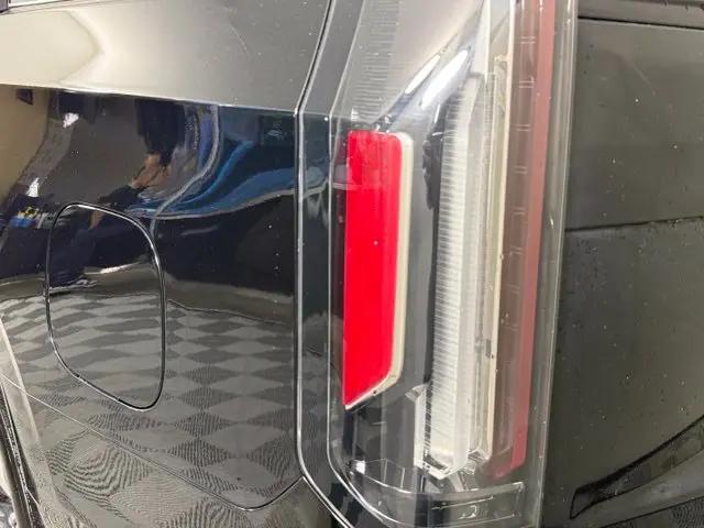 2021 Cadillac Escalade 2WD Sport Platinum