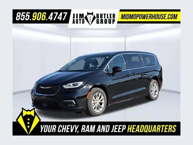 2026 Chrysler Pacifica Limited for sale in Linn, MO