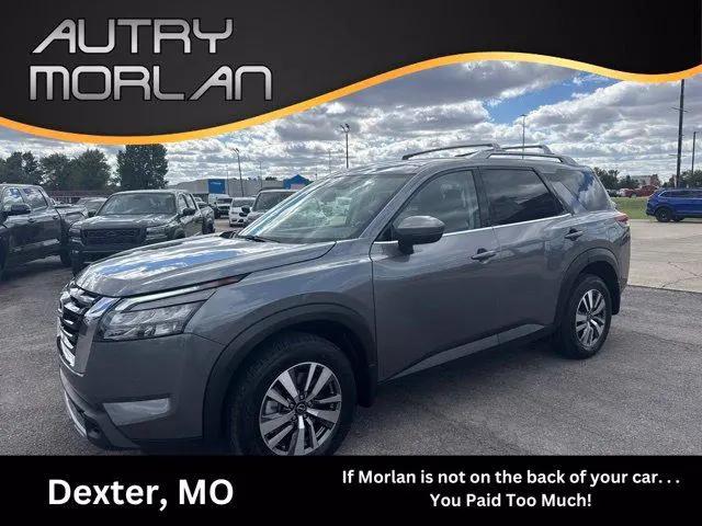2025 Nissan Pathfinder SL 4WD for sale in Dexter, MO