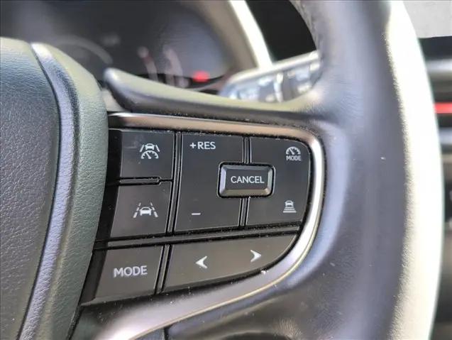 2025 Lexus 300 UX 300h