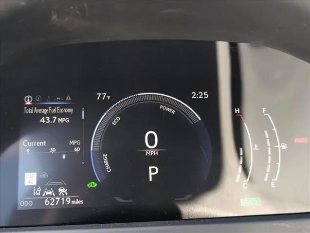 2025 Lexus 300 UX 300h