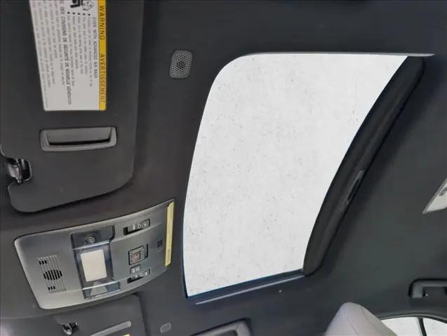 2025 Lexus 300 UX 300h