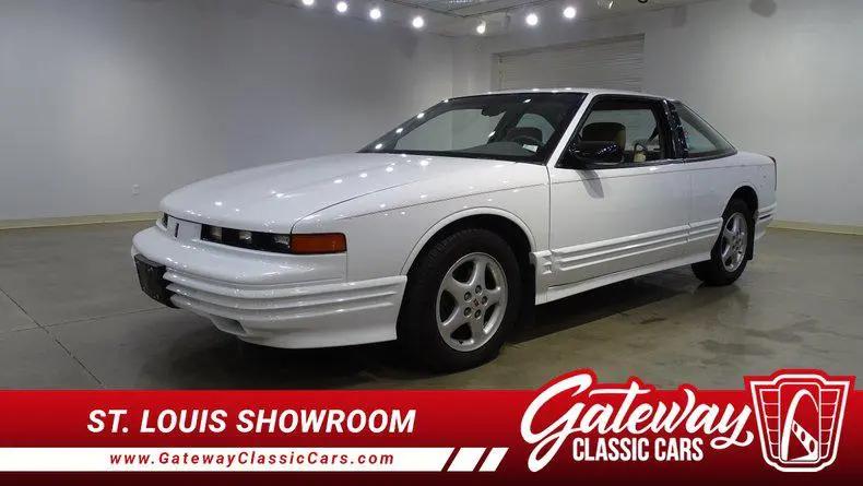 1997 Oldsmobile Cutlass Supreme Series I for sale in O Fallon, IL