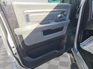 2017 Ram 1500 Big Horn Crew Cab 4x2 64 Box