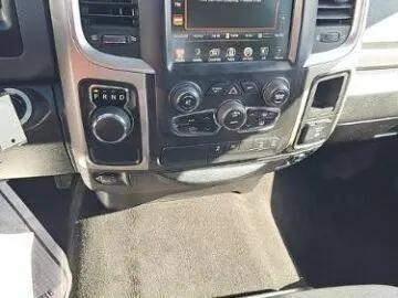 2017 Ram 1500 Big Horn Crew Cab 4x2 64 Box