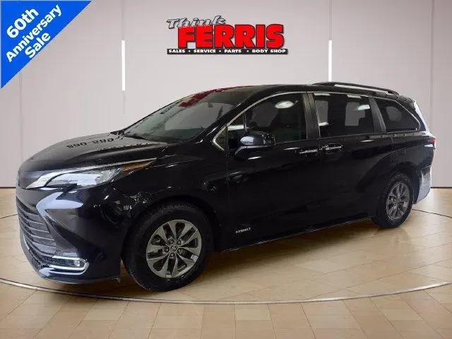 2021 Toyota Sienna XLE for sale near New Philadelphia, OH