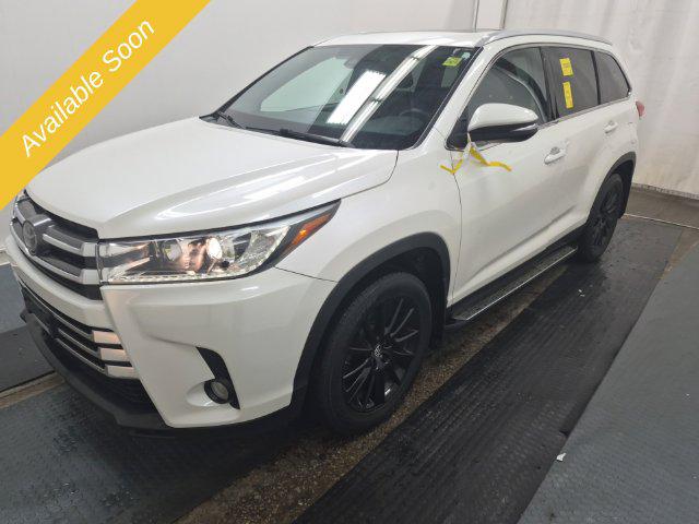 2019 Toyota Highlander XLE for sale in Michigan Center, MI