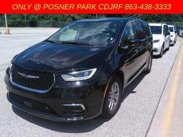 2024 Chrysler Pacifica Touring L for sale in Davenport, FL