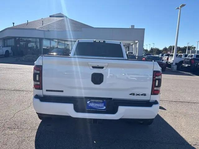 2021 Ram 3500 Big Horn Crew Cab 4x4 8 Box