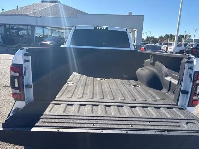 2021 Ram 3500 Big Horn Crew Cab 4x4 8 Box