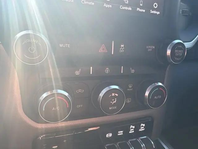 2021 Ram 3500 Big Horn Crew Cab 4x4 8 Box