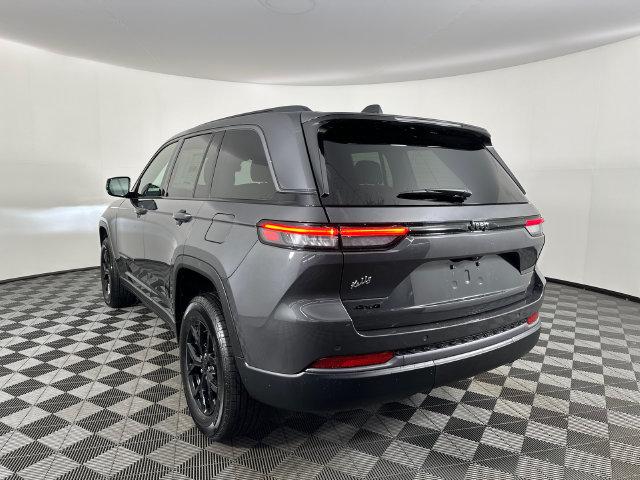 2026 Jeep Grand Cherokee GRAND CHEROKEE LAREDO ALTITUDE 4X4 2026 Jeep Grand Cherokee GRAND CHEROKEE LAREDO ALTITUDE 4X4