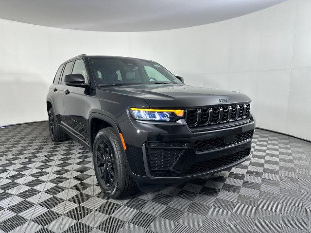 2026 Jeep Grand Cherokee GRAND CHEROKEE LAREDO ALTITUDE 4X4 2026 Jeep Grand Cherokee GRAND CHEROKEE LAREDO ALTITUDE 4X4
