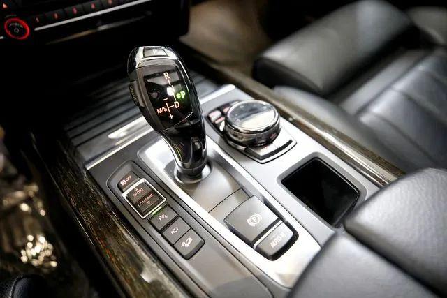 2015 BMW X5 xDrive50i